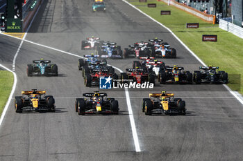 2023-09-24 - 81 PIASTRI Oscar (aus), McLaren F1 Team MCL60, action 01 VERSTAPPEN Max (nld), Red Bull Racing RB19, action 04 NORRIS Lando (gbr), McLaren F1 Team MCL60, action during the 2023 Formula 1 Lenovo Japanese Grand Prix, 16th round of the 2023 Formula One World Championship from September 22 to 24, 2023 on the Suzuka International Racing Course, in Suzuka - F1 - JAPANESE GRAND PRIX 2023 - RACE - FORMULA 1 - MOTORS