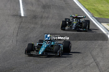 2023-09-24 - 14 ALONSO Fernando (spa), Aston Martin F1 Team AMR23, action 44 HAMILTON Lewis (gbr), Mercedes AMG F1 Team W14, action during the 2023 Formula 1 Lenovo Japanese Grand Prix, 16th round of the 2023 Formula One World Championship from September 22 to 24, 2023 on the Suzuka International Racing Course, in Suzuka - F1 - JAPANESE GRAND PRIX 2023 - RACE - FORMULA 1 - MOTORS