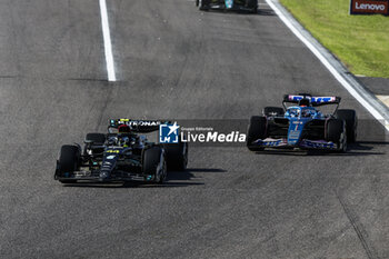 2023-09-24 - 44 HAMILTON Lewis (gbr), Mercedes AMG F1 Team W14, action 31 OCON Esteban (fra), Alpine F1 Team A523, action during the 2023 Formula 1 Lenovo Japanese Grand Prix, 16th round of the 2023 Formula One World Championship from September 22 to 24, 2023 on the Suzuka International Racing Course, in Suzuka - F1 - JAPANESE GRAND PRIX 2023 - RACE - FORMULA 1 - MOTORS