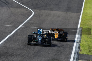 2023-09-24 - 63 RUSSELL George (gbr), Mercedes AMG F1 Team W14, action 81 PIASTRI Oscar (aus), McLaren F1 Team MCL60, action during the 2023 Formula 1 Lenovo Japanese Grand Prix, 16th round of the 2023 Formula One World Championship from September 22 to 24, 2023 on the Suzuka International Racing Course, in Suzuka - F1 - JAPANESE GRAND PRIX 2023 - RACE - FORMULA 1 - MOTORS