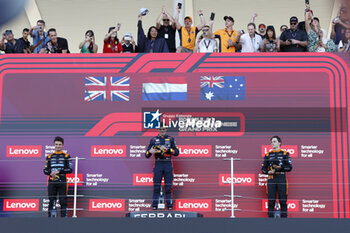 2023-09-24 - VERSTAPPEN Max (ned), Red Bull Racing RB19, portrait NORRIS Lando (gbr), McLaren F1 Team MCL60, portrait PIASTRI Oscar (aus), McLaren F1 Team MCL60, portrait podium during the 2023 Formula 1 Lenovo Japanese Grand Prix, 16th round of the 2023 Formula One World Championship from September 22 to 24, 2023 on the Suzuka International Racing Course, in Suzuka - F1 - JAPANESE GRAND PRIX 2023 - RACE - FORMULA 1 - MOTORS