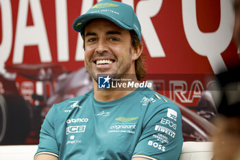2023-10-05 - ALONSO Fernando (spa), Aston Martin F1 Team AMR23, portrait during the 2023 Formula 1 Qatar Grand Prix, 17th round of the 2023 Formula One World Championship from October 6 to 8, 2023 on the Lusail International Circuit, in Doha, Qatar - F1 - QATAR GRAND PRIX 2023 - FORMULA 1 - MOTORS