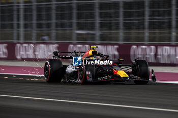 2023-10-06 - 11 PEREZ Sergio (mex), Red Bull Racing RB19, action during the 2023 Formula 1 Qatar Grand Prix, 17th round of the 2023 Formula One World Championship from October 6 to 8, 2023 on the Lusail International Circuit, in Doha, Qatar - F1 - QATAR GRAND PRIX 2023 - FORMULA 1 - MOTORS