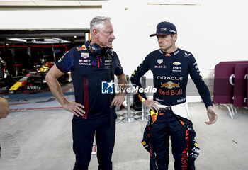 2023-10-06 - WHEATLEY Jonathan (gbr), Team Manager of Red Bull Racing, portrait VERSTAPPEN Max (ned), Red Bull Racing RB19, portrait during the 2023 Formula 1 Qatar Grand Prix, 17th round of the 2023 Formula One World Championship from October 6 to 8, 2023 on the Lusail International Circuit, in Doha, Qatar - F1 - QATAR GRAND PRIX 2023 - FORMULA 1 - MOTORS