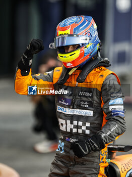 2023-10-07 - PIASTRI Oscar (aus), McLaren F1 Team MCL60, portrait pole sprint shootout during the 2023 Formula 1 Qatar Grand Prix, 17th round of the 2023 Formula One World Championship from October 6 to 8, 2023 on the Lusail International Circuit, in Doha, Qatar - F1 - QATAR GRAND PRIX 2023 - FORMULA 1 - MOTORS