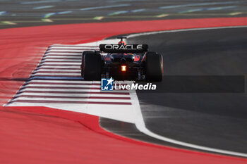 2023-10-07 - Repinted kerb, vibreur, turn T12 T13 01 VERSTAPPEN Max (nld), Red Bull Racing RB19, action during the 2023 Formula 1 Qatar Grand Prix, 17th round of the 2023 Formula One World Championship from October 6 to 8, 2023 on the Lusail International Circuit, in Doha, Qatar - F1 - QATAR GRAND PRIX 2023 - FORMULA 1 - MOTORS