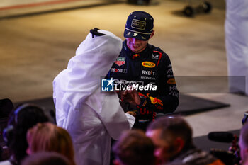 2023-10-07 - VERSTAPPEN Max (ned), Red Bull Racing RB19, 3-time World Champion celebration with BEN SULAYEM Mohammed (uae), President of the FIA, portrait during the 2023 Formula 1 Qatar Grand Prix, 17th round of the 2023 Formula One World Championship from October 6 to 8, 2023 on the Lusail International Circuit, in Doha, Qatar - F1 - QATAR GRAND PRIX 2023 - FORMULA 1 - MOTORS