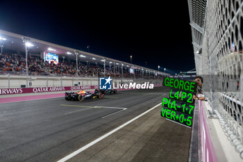 2023-10-07 - 01 VERSTAPPEN Max (nld), Red Bull Racing RB19, 63 RUSSELL George (gbr), Mercedes AMG F1 Team W14, action during the 2023 Formula 1 Qatar Grand Prix, 17th round of the 2023 Formula One World Championship from October 6 to 8, 2023 on the Lusail International Circuit, in Doha, Qatar - F1 - QATAR GRAND PRIX 2023 - FORMULA 1 - MOTORS