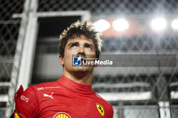 2023-10-07 - LECLERC Charles (mco), Scuderia Ferrari SF-23, portrait during the 2023 Formula 1 Qatar Grand Prix, 17th round of the 2023 Formula One World Championship from October 6 to 8, 2023 on the Lusail International Circuit, in Doha, Qatar - F1 - QATAR GRAND PRIX 2023 - FORMULA 1 - MOTORS