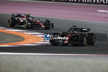 2023-10-07 - 77 BOTTAS Valtteri (fin), Alfa Romeo F1 Team Stake C43, action 24 ZHOU Guanyu (chi), Alfa Romeo F1 Team Stake C43, action during the 2023 Formula 1 Qatar Grand Prix, 17th round of the 2023 Formula One World Championship from October 6 to 8, 2023 on the Lusail International Circuit, in Doha, Qatar - F1 - QATAR GRAND PRIX 2023 - FORMULA 1 - MOTORS