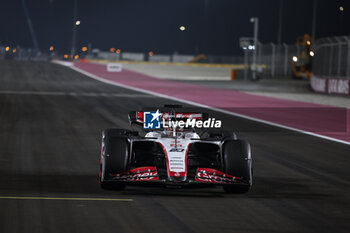 2023-10-08 - 20 MAGNUSSEN Kevin (den), Haas F1 Team VF-23 Ferrari, action during the 2023 Formula 1 Qatar Grand Prix, 17th round of the 2023 Formula One World Championship from October 6 to 8, 2023 on the Lusail International Circuit, in Doha, Qatar - F1 - QATAR GRAND PRIX 2023 - RACE - FORMULA 1 - MOTORS