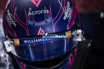 2023-10-08 - ALBON Alexander (tha), Williams Racing FW45, portrait helmet, casque, during the 2023 Formula 1 Qatar Grand Prix, 17th round of the 2023 Formula One World Championship from October 6 to 8, 2023 on the Lusail International Circuit, in Doha, Qatar - F1 - QATAR GRAND PRIX 2023 - RACE - FORMULA 1 - MOTORS