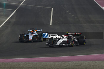 2023-10-08 - 23 ALBON Alexander (tha), Williams Racing FW45, action 22 TSUNODA Yuki (jap), Scuderia AlphaTauri AT04, action during the 2023 Formula 1 Qatar Grand Prix, 17th round of the 2023 Formula One World Championship from October 6 to 8, 2023 on the Lusail International Circuit, in Doha, Qatar - F1 - QATAR GRAND PRIX 2023 - RACE - FORMULA 1 - MOTORS