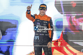 2023-10-08 - PIASTRI Oscar (aus), McLaren F1 Team MCL60, portrait podium during the 2023 Formula 1 Qatar Grand Prix, 17th round of the 2023 Formula One World Championship from October 6 to 8, 2023 on the Lusail International Circuit, in Doha, Qatar - F1 - QATAR GRAND PRIX 2023 - RACE - FORMULA 1 - MOTORS