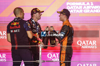 2023-10-08 - VERSTAPPEN Max (ned), Red Bull Racing RB19, portrait NORRIS Lando (gbr), McLaren F1 Team MCL60, portrait podium during the 2023 Formula 1 Qatar Grand Prix, 17th round of the 2023 Formula One World Championship from October 6 to 8, 2023 on the Lusail International Circuit, in Doha, Qatar - F1 - QATAR GRAND PRIX 2023 - RACE - FORMULA 1 - MOTORS