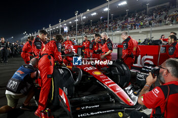2023-10-08 - 16 LECLERC Charles (mco), Scuderia Ferrari SF-23, starting grid during the 2023 Formula 1 Qatar Grand Prix, 17th round of the 2023 Formula One World Championship from October 6 to 8, 2023 on the Lusail International Circuit, in Doha, Qatar - F1 - QATAR GRAND PRIX 2023 - RACE - FORMULA 1 - MOTORS