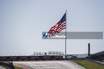 2023-10-19 - Austin circuit ambiance flag, drapeau during the 2023 Formula 1 Lenovo United States Grand Prix, 18th round of the 2023 Formula One World Championship from October 20 to 22, 2023 on the Circuit of The Americas, in Austin, USA - F1 - US GRAND PRIX 2023 - FORMULA 1 - MOTORS