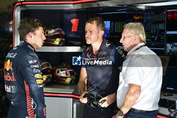 2023-10-20 - VERSTAPPEN Max (ned), Red Bull Racing RB19, portrait MARKO Helmut (aut), Drivers’ Manager of Red Bull Racing, portrait during the 2023 Formula 1 Lenovo United States Grand Prix, 18th round of the 2023 Formula One World Championship from October 20 to 22, 2023 on the Circuit of The Americas, in Austin, USA - F1 - US GRAND PRIX 2023 - FORMULA 1 - MOTORS