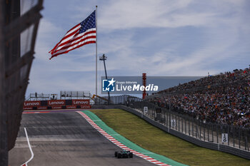 2023-10-21 - 31 OCON Esteban (fra), Alpine F1 Team A523, action spectators, fans during the 2023 Formula 1 Lenovo United States Grand Prix, 18th round of the 2023 Formula One World Championship from October 20 to 22, 2023 on the Circuit of The Americas, in Austin, USA - F1 - US GRAND PRIX 2023 - FORMULA 1 - MOTORS