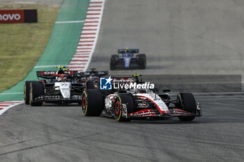 2023-10-22 - 27 HULKENBERG Nico (ger), Haas F1 Team VF-23 Ferrari, action 22 TSUNODA Yuki (jap), Scuderia AlphaTauri AT04, action during the 2023 Formula 1 Lenovo United States Grand Prix, 18th round of the 2023 Formula One World Championship from October 20 to 22, 2023 on the Circuit of The Americas, in Austin, USA - F1 - US GRAND PRIX 2023 - FORMULA 1 - MOTORS