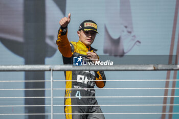 2023-10-22 - NORRIS Lando (gbr), McLaren F1 Team MCL60, portrait podium during the 2023 Formula 1 Lenovo United States Grand Prix, 18th round of the 2023 Formula One World Championship from October 20 to 22, 2023 on the Circuit of The Americas, in Austin, USA - F1 - US GRAND PRIX 2023 - RACE - FORMULA 1 - MOTORS