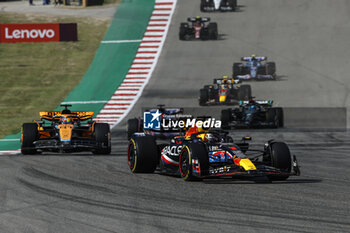2023-10-22 - 01 VERSTAPPEN Max (nld), Red Bull Racing RB19, action 81 PIASTRI Oscar (aus), McLaren F1 Team MCL60, action during the 2023 Formula 1 Lenovo United States Grand Prix, 18th round of the 2023 Formula One World Championship from October 20 to 22, 2023 on the Circuit of The Americas, in Austin, USA - F1 - US GRAND PRIX 2023 - RACE - FORMULA 1 - MOTORS