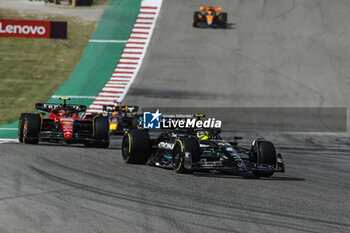 2023-10-22 - 44 HAMILTON Lewis (gbr), Mercedes AMG F1 Team W14, action 55 SAINZ Carlos (spa), Scuderia Ferrari SF-23, action during the 2023 Formula 1 Lenovo United States Grand Prix, 18th round of the 2023 Formula One World Championship from October 20 to 22, 2023 on the Circuit of The Americas, in Austin, USA - F1 - US GRAND PRIX 2023 - RACE - FORMULA 1 - MOTORS