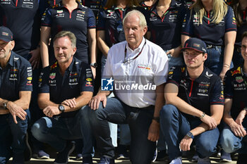 2023-10-22 - MARKO Helmut (aut), Drivers’ Manager of Red Bull Racing, portrait HORNER Christian (gbr), Team Principal of Red Bull Racing, portrait VERSTAPPEN Max (ned), Red Bull Racing RB19, portrait during the 2023 Formula 1 Lenovo United States Grand Prix, 18th round of the 2023 Formula One World Championship from October 20 to 22, 2023 on the Circuit of The Americas, in Austin, USA - F1 - US GRAND PRIX 2023 - RACE - FORMULA 1 - MOTORS