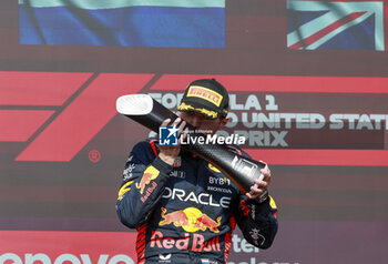 2023-10-22 - VERSTAPPEN Max (ned), Red Bull Racing RB19, portrait podium during the 2023 Formula 1 Lenovo United States Grand Prix, 18th round of the 2023 Formula One World Championship from October 20 to 22, 2023 on the Circuit of The Americas, in Austin, USA - F1 - US GRAND PRIX 2023 - RACE - FORMULA 1 - MOTORS