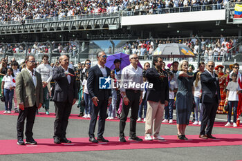 2023-10-29 - DOMENICALI Stefano (ita), Chairman and CEO Formula One Group FOG, portrait, starting grid during the 2023 Formula 1 Grand Premio de la Ciudad de Mexico, 19th round of the 2023 Formula One World Championship from October 27 to 29, 2023 on the Autodromo Hermanos Rodriguez, in Mexico City, Mexico - F1 - MEXICO CITY GRAND PRIX 2023 - RACE - FORMULA 1 - MOTORS