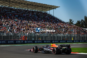 2023-10-29 - 01 VERSTAPPEN Max (nld), Red Bull Racing RB19, action during the 2023 Formula 1 Grand Premio de la Ciudad de Mexico, 19th round of the 2023 Formula One World Championship from October 27 to 29, 2023 on the Autodromo Hermanos Rodriguez, in Mexico City, Mexico - F1 - MEXICO CITY GRAND PRIX 2023 - RACE - FORMULA 1 - MOTORS