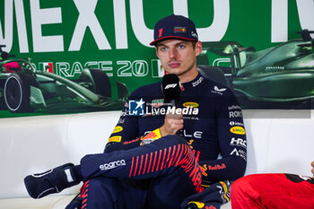 2023-10-30 - VERSTAPPEN Max (ned), Red Bull Racing RB19, portrait during the 2023 Formula 1 Grand Premio de la Ciudad de Mexico, 19th round of the 2023 Formula One World Championship from October 27 to 29, 2023 on the Autodromo Hermanos Rodriguez, in Mexico City, Mexico - F1 - MEXICO CITY GRAND PRIX 2023 - RACE - FORMULA 1 - MOTORS