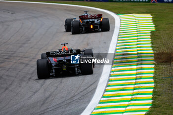 2023-11-03 - 01 VERSTAPPEN Max (nld), Red Bull Racing RB19, 63 RUSSELL George (gbr), Mercedes AMG F1 Team W14, action during the 2023 Formula 1 Rolex Grande Premio de Sao Paulo, 20th round of the 2023 Formula One World Championship from November 3 to 5, 2023 on the Autodromo José Carlos Pace, in Sao Paulo, Brazil - F1 - SAO PAULO GRAND PRIX 2023 - FORMULA 1 - MOTORS