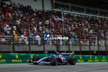 2023-11-03 - 10 GASLY Pierre (fra), Alpine F1 Team A523, action during the 2023 Formula 1 Rolex Grande Premio de Sao Paulo, 20th round of the 2023 Formula One World Championship from November 3 to 5, 2023 on the Autodromo José Carlos Pace, in Sao Paulo, Brazil - F1 - SAO PAULO GRAND PRIX 2023 - FORMULA 1 - MOTORS