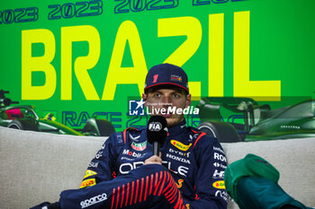 2023-11-03 - VERSTAPPEN Max (ned), Red Bull Racing RB19, portrait during the 2023 Formula 1 Rolex Grande Premio de Sao Paulo, 20th round of the 2023 Formula One World Championship from November 3 to 5, 2023 on the Autodromo José Carlos Pace, in Sao Paulo, Brazil - F1 - SAO PAULO GRAND PRIX 2023 - FORMULA 1 - MOTORS