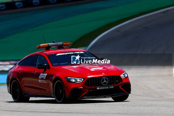 2023-11-04 - FIA Mercedes-AMG GT 63 S 4MATIC+ Medical Car during the 2023 Formula 1 Rolex Grande Premio de Sao Paulo, 20th round of the 2023 Formula One World Championship from November 3 to 5, 2023 on the Autodromo José Carlos Pace, in Sao Paulo, Brazil - F1 - SAO PAULO GRAND PRIX 2023 - FORMULA 1 - MOTORS