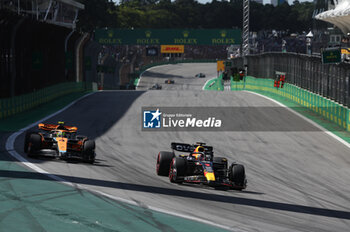 2023-11-05 - 01 VERSTAPPEN Max (nld), Red Bull Racing RB19, action 04 NORRIS Lando (gbr), McLaren F1 Team MCL60, action during the 2023 Formula 1 Rolex Grande Premio de Sao Paulo, 20th round of the 2023 Formula One World Championship from November 3 to 5, 2023 on the Autodromo José Carlos Pace, in Sao Paulo, Brazil - F1 - SAO PAULO GRAND PRIX 2023 - RACE - FORMULA 1 - MOTORS