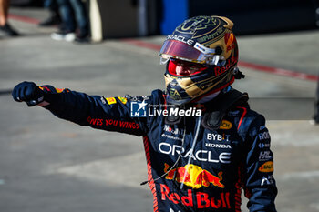 2023-11-05 - VERSTAPPEN Max (ned), Red Bull Racing RB19, portrait celebrating victory during the 2023 Formula 1 Rolex Grande Premio de Sao Paulo, 20th round of the 2023 Formula One World Championship from November 3 to 5, 2023 on the Autodromo José Carlos Pace, in Sao Paulo, Brazil - F1 - SAO PAULO GRAND PRIX 2023 - RACE - FORMULA 1 - MOTORS