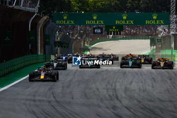 2023-11-05 - Start of the race during the 2023 Formula 1 Rolex Grande Premio de Sao Paulo, 20th round of the 2023 Formula One World Championship from November 3 to 5, 2023 on the Autodromo José Carlos Pace, in Sao Paulo, Brazil - F1 - SAO PAULO GRAND PRIX 2023 - RACE - FORMULA 1 - MOTORS