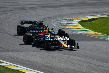 2023-11-05 - 11 PEREZ Sergio (mex), Red Bull Racing RB19, 44 HAMILTON Lewis (gbr), Mercedes AMG F1 Team W14, action during the 2023 Formula 1 Rolex Grande Premio de Sao Paulo, 20th round of the 2023 Formula One World Championship from November 3 to 5, 2023 on the Autodromo José Carlos Pace, in Sao Paulo, Brazil - F1 - SAO PAULO GRAND PRIX 2023 - RACE - FORMULA 1 - MOTORS