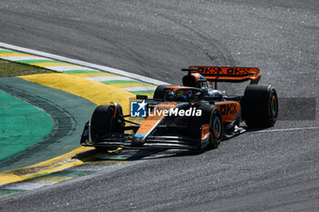 2023-11-05 - 81 PIASTRI Oscar (aus), McLaren F1 Team MCL60, action during the 2023 Formula 1 Rolex Grande Premio de Sao Paulo, 20th round of the 2023 Formula One World Championship from November 3 to 5, 2023 on the Autodromo José Carlos Pace, in Sao Paulo, Brazil - F1 - SAO PAULO GRAND PRIX 2023 - RACE - FORMULA 1 - MOTORS