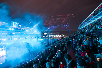 2023-11-16 - drone show from the grandstands, spectators, fans during the Las Vegas Grand Prix Opening Ceremony during the 2023 Formula 1 Heineken Silver Las Vegas Grand Prix, 21th round of the 2023 Formula One World Championship from November 17 to 19, 2023 on the Las Vegas Strip Circuit, in Las Vegas, USA - F1 - LAS VEGAS GRAND PRIX 2023 - FORMULA 1 - MOTORS