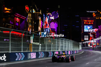2023-11-17 - 11 PEREZ Sergio (mex), Red Bull Racing RB19, action during the 2023 Formula 1 Heineken Silver Las Vegas Grand Prix, 21th round of the 2023 Formula One World Championship from November 17 to 19, 2023 on the Las Vegas Strip Circuit, in Las Vegas, USA - F1 - LAS VEGAS GRAND PRIX 2023 - FORMULA 1 - MOTORS