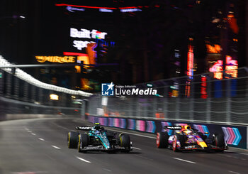 2023-11-17 - 14 ALONSO Fernando (spa), Aston Martin F1 Team AMR23, 01 VERSTAPPEN Max (nld), Red Bull Racing RB19, action during the 2023 Formula 1 Heineken Silver Las Vegas Grand Prix, 21th round of the 2023 Formula One World Championship from November 17 to 19, 2023 on the Las Vegas Strip Circuit, in Las Vegas, USA - F1 - LAS VEGAS GRAND PRIX 2023 - FORMULA 1 - MOTORS