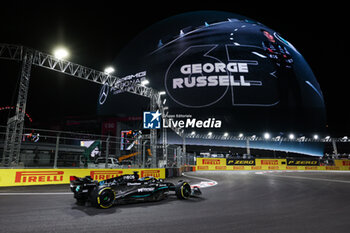 2023-11-18 - 63 RUSSELL George (gbr), Mercedes AMG F1 Team W14, action in front of the sphere during the 2023 Formula 1 Heineken Silver Las Vegas Grand Prix, 21th round of the 2023 Formula One World Championship from November 17 to 19, 2023 on the Las Vegas Strip Circuit, in Las Vegas, USA - F1 - LAS VEGAS GRAND PRIX 2023 - FORMULA 1 - MOTORS