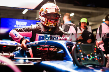 2023-11-18 - GASLY Pierre (fra), Alpine F1 Team A523, portrait during the 2023 Formula 1 Heineken Silver Las Vegas Grand Prix, 21th round of the 2023 Formula One World Championship from November 17 to 19, 2023 on the Las Vegas Strip Circuit, in Las Vegas, USA - F1 - LAS VEGAS GRAND PRIX 2023 - FORMULA 1 - MOTORS