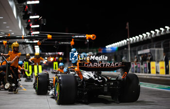 2023-11-18 - 04 NORRIS Lando (gbr), McLaren F1 Team MCL60, action during the 2023 Formula 1 Heineken Silver Las Vegas Grand Prix, 21th round of the 2023 Formula One World Championship from November 17 to 19, 2023 on the Las Vegas Strip Circuit, in Las Vegas, USA - F1 - LAS VEGAS GRAND PRIX 2023 - FORMULA 1 - MOTORS