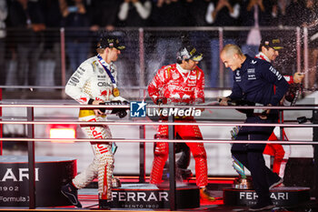 2023-11-19 - podium VERSTAPPEN Max (ned), Red Bull Racing RB19, PEREZ Sergio (mex), Red Bull Racing RB19, portrait during the 2023 Formula 1 Heineken Silver Las Vegas Grand Prix, 21th round of the 2023 Formula One World Championship from November 17 to 19, 2023 on the Las Vegas Strip Circuit, in Las Vegas, USA - F1 - LAS VEGAS GRAND PRIX 2023 - RACE - FORMULA 1 - MOTORS