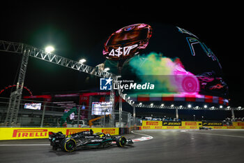 2023-11-19 - 44 HAMILTON Lewis (gbr), Mercedes AMG F1 Team W14, action during the 2023 Formula 1 Heineken Silver Las Vegas Grand Prix, 21th round of the 2023 Formula One World Championship from November 17 to 19, 2023 on the Las Vegas Strip Circuit, in Las Vegas, USA - F1 - LAS VEGAS GRAND PRIX 2023 - RACE - FORMULA 1 - MOTORS