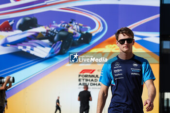 2023-11-23 - SARGEANT Logan (usa), Williams Racing FW45, portrait during the 2023 Formula 1 Etihad Airways Abu Dhabi Grand Prix, 22th round of the 2023 Formula One World Championship from November 24 to 26, 2023 on the Yas Marina Circuit, in Abu Dhabi - F1 - ABU DHABI GRAND PRIX 2023 - FORMULA 1 - MOTORS